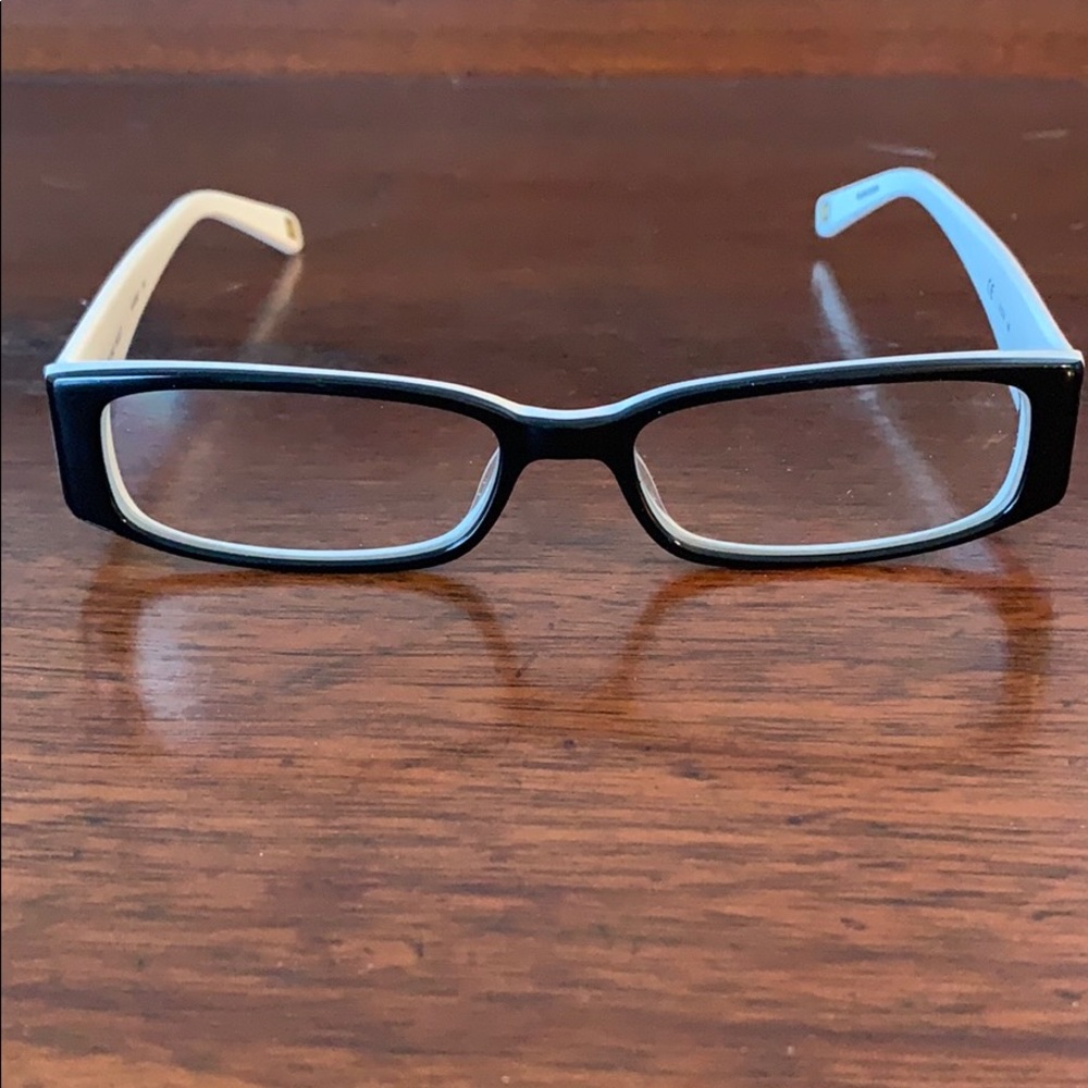 🤓 Nine West Glasses with case 🤓